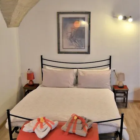 Vacanze Dante's House Piano Terra 아파트 *