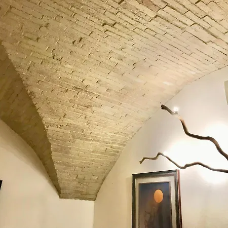 Vacanze Dante's House Piano Terra 斯佩洛