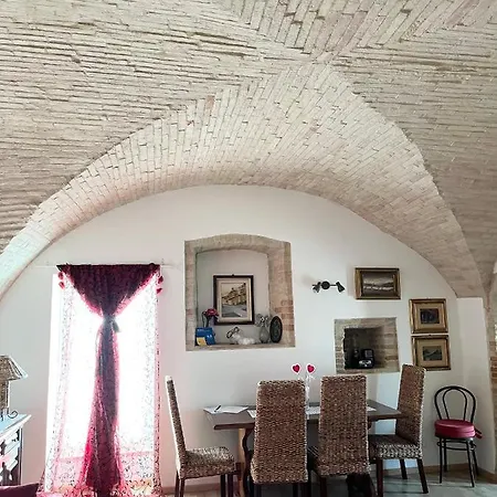 Vacanze Dante's House Piano Terra Apartman
