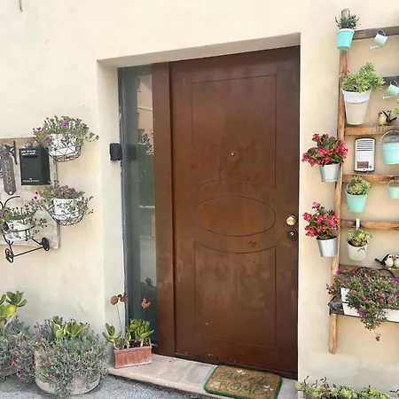 公寓 Vacanze Dante's House Piano Terra