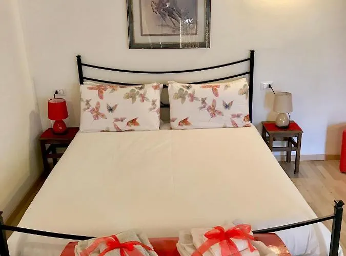 Vacanze Dante's House Piano Terra *